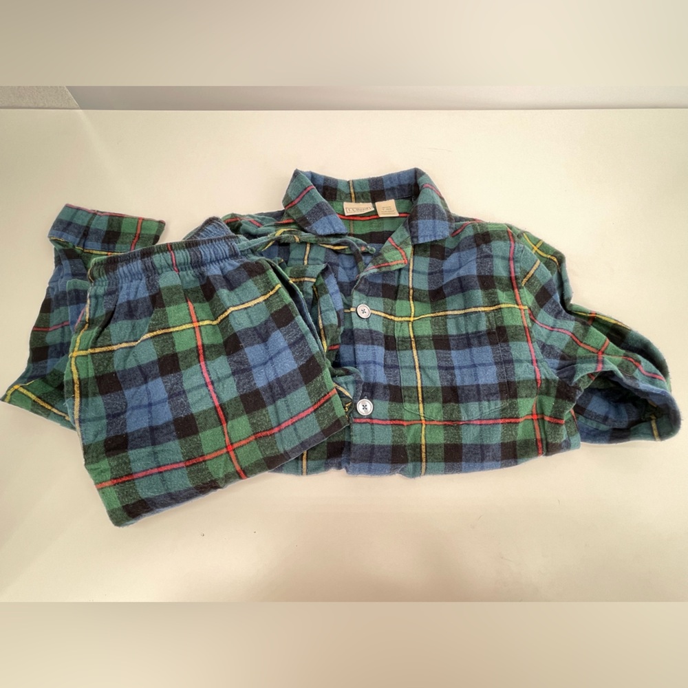 ⭐️L.L. Bean Multicolor Plaid Shirt